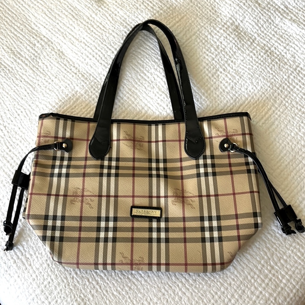 Well Loved Burberry Tote